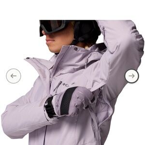 Columbia Light Gray ski Jacket with detachable hooded & air zip pocket- women’s